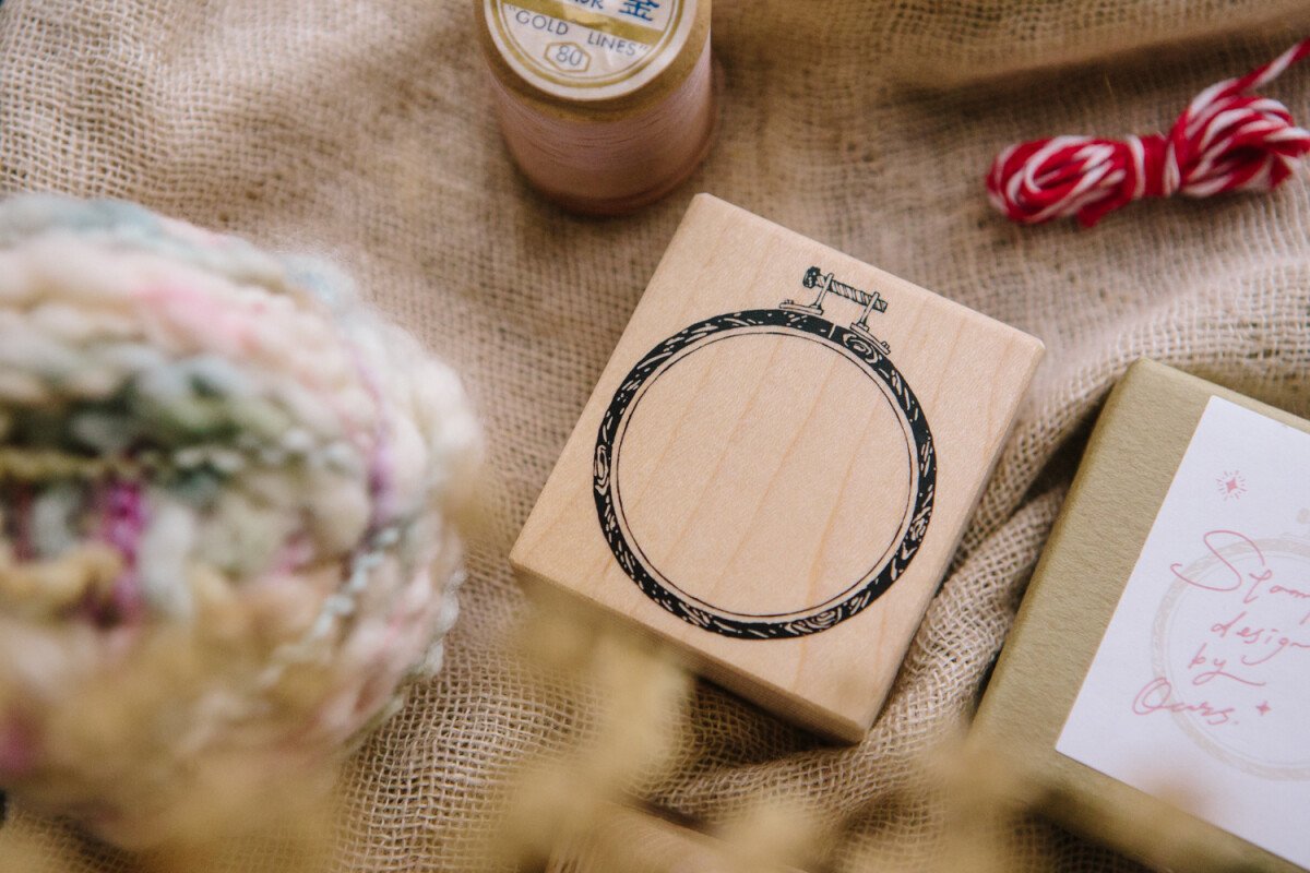 Circle Embroidery Hoop Rubber Stamp