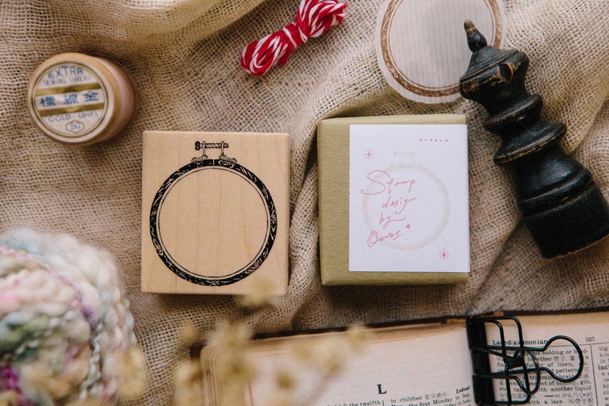 Circle Embroidery Hoop Rubber Stamp