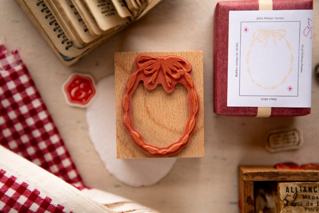 Ovel Ribbon Frame Rubber Stamp