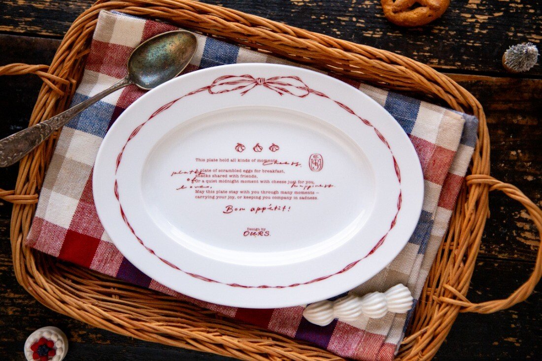 Bon appétit! oval ceramic plate