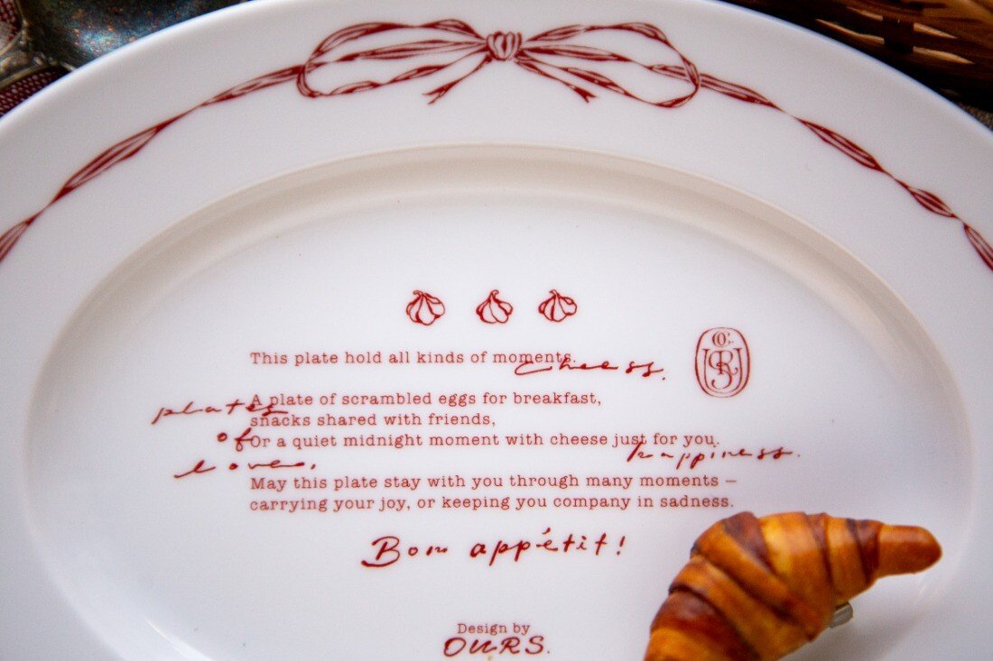 Bon appétit! oval ceramic plate