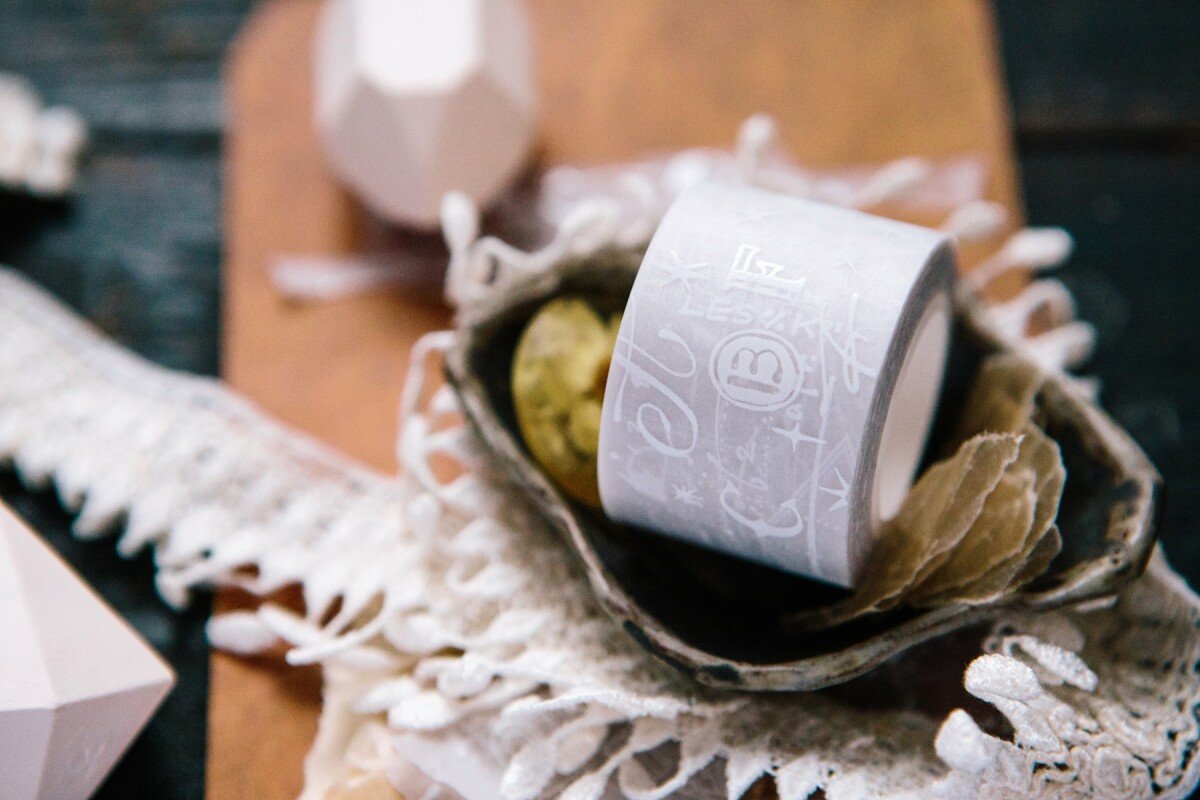 Le Blanc Tracing paper tape