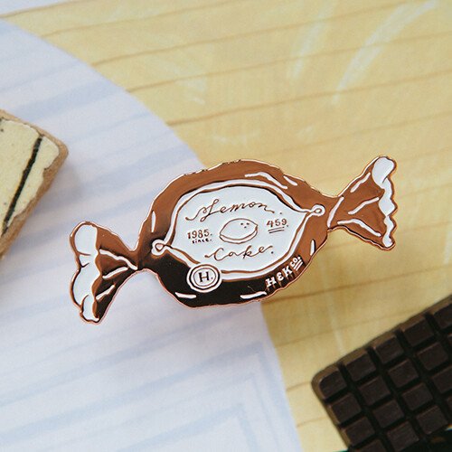 《Lemon Cake》 Metal Pin