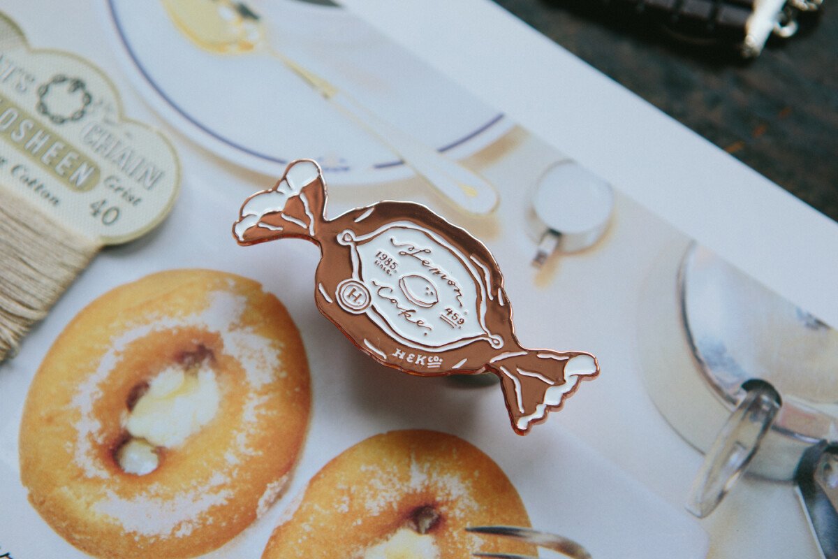 《Lemon Cake》 Metal Pin